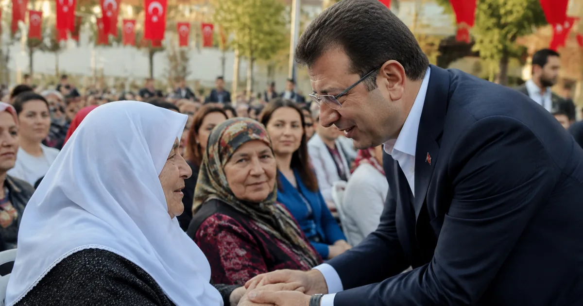 Liderlerden Anneler Günü mesajları