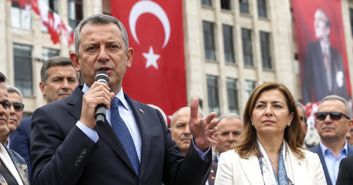 Özgür Özel'den Köksal'a İktidar Resti: "Kapımızda Yalvarma"