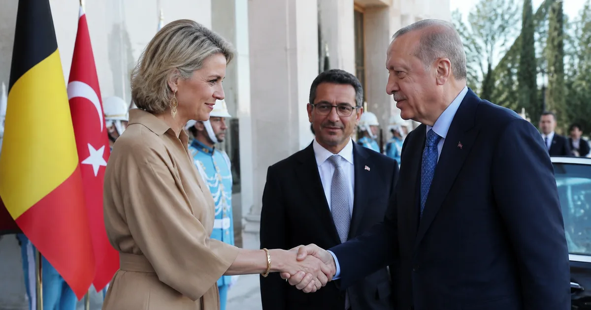 Erdoğan ve Kraliçe Mathilde İstanbul'da Bir Araya Geldi