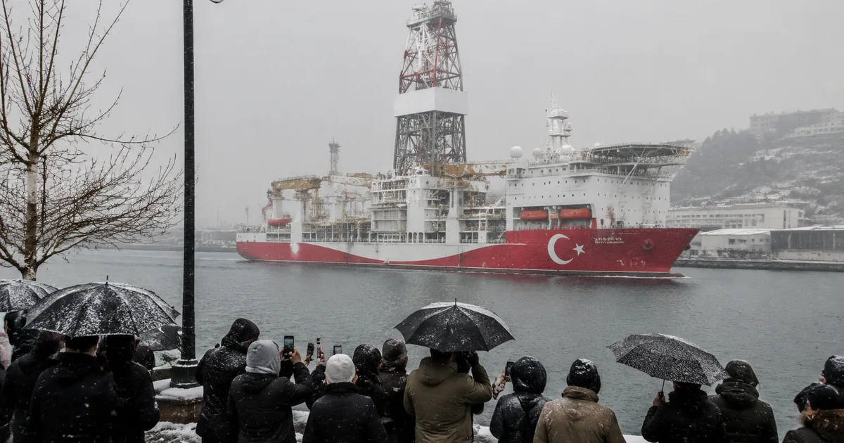 Yıldırım Gemisi Karadeniz'de: 12 Bin Metre Derinliğe İnecek
