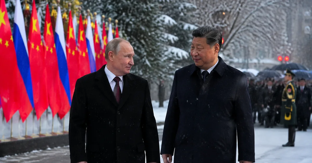 Putin Çin'de: 26 Yıl Sonra Aynı Parkta Sembolik Buluşma