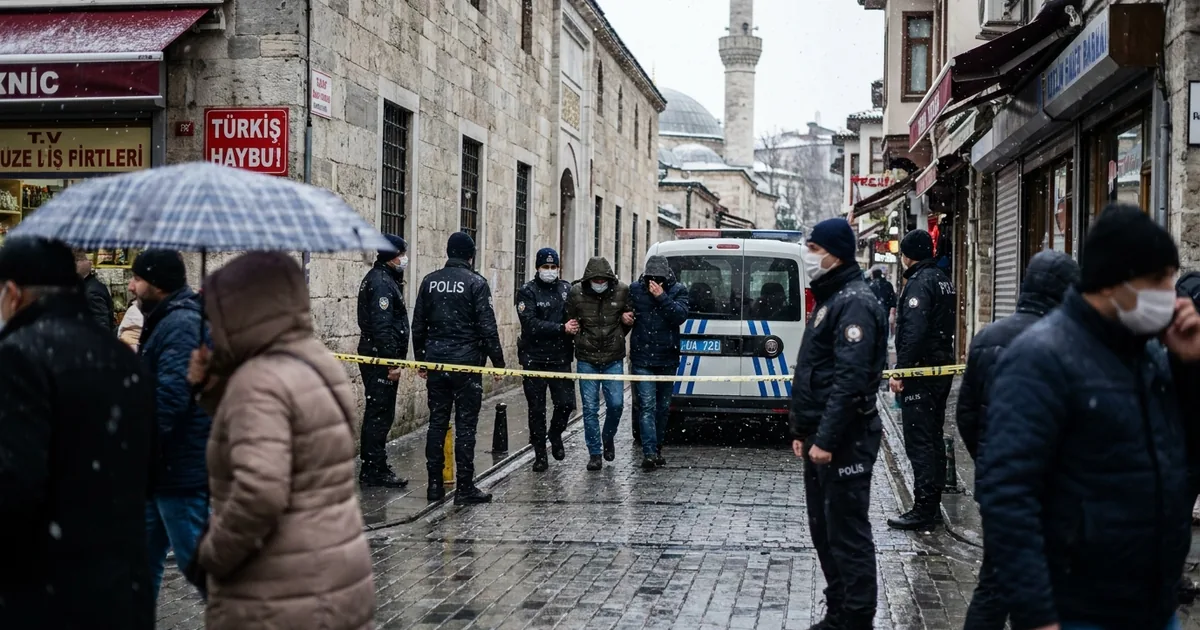 MİT, MASAK ve SGB ortak çalıştı: 3 kişi gözaltına alındı