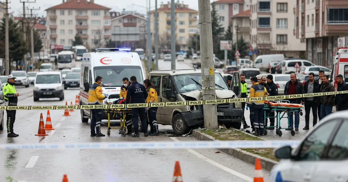 Isparta'da Acı Kaza: Sürücü Olay Yerinde Hayatını Kaybetti