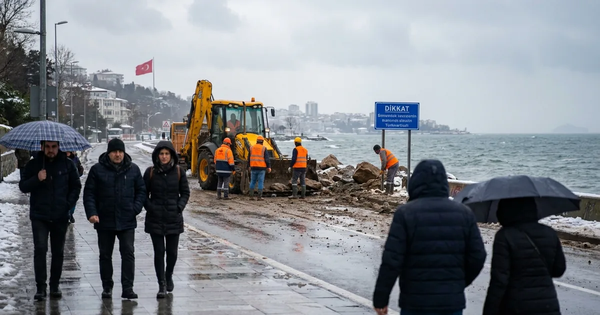 Alaplı-Akçakoca yolunda kaya parçaları trafiği aksattı