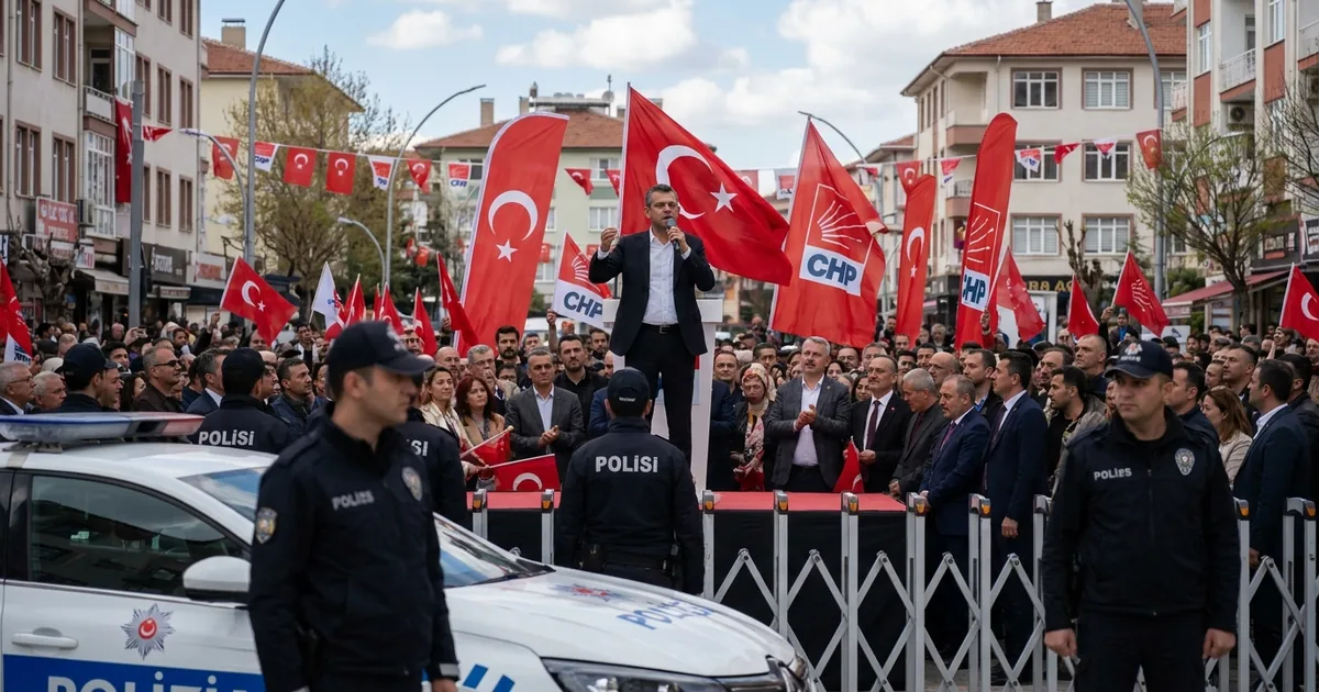 Burdur'dan Seslenen Özel: "Milletin Gönlündeyim"