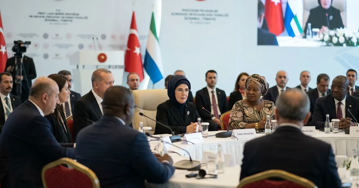 Emine Erdoğan, çevre ve eğitim konularını Masaya yatırdı