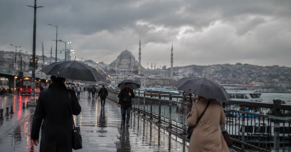 İstanbul'da bu hafta yağmur var mı? İşte ilçe ilçe hava durumu - Son Bir Dakika