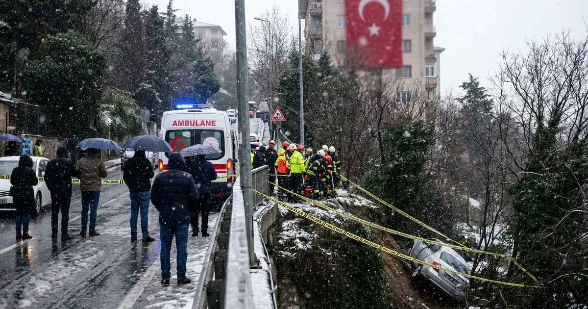 Bursa'da otomobil uçurumdan aşağı yuvarlandı: 1 yaralı