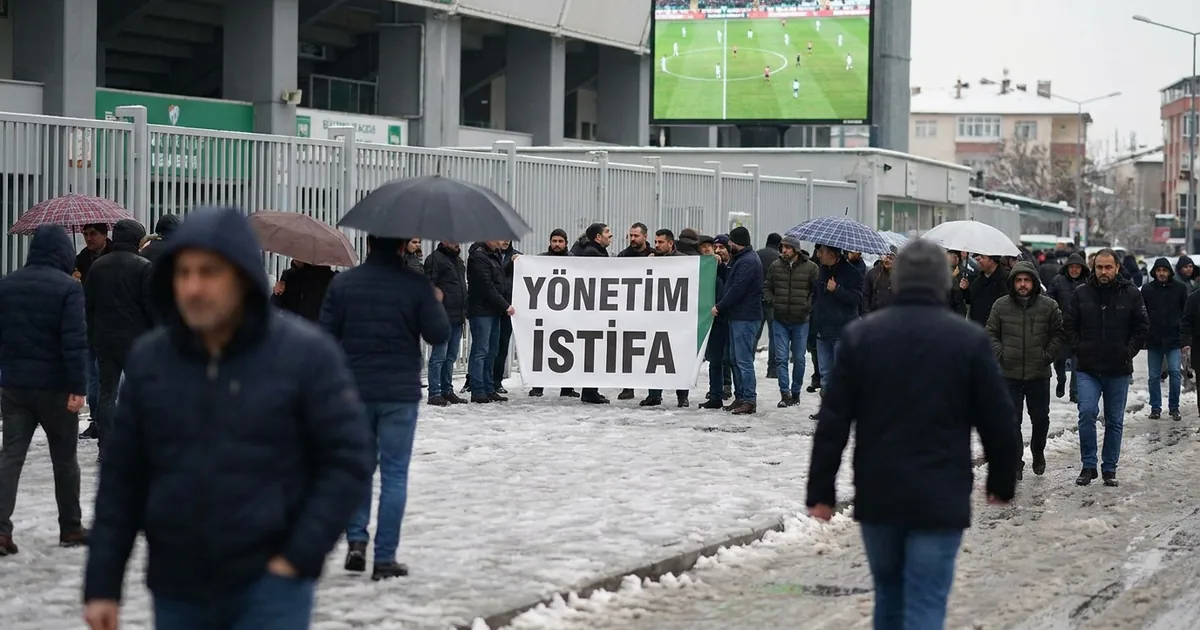 Bursa'da milli isyan: İtalya karşısında 4-1 mağlubiyet - Son Bir Dakika