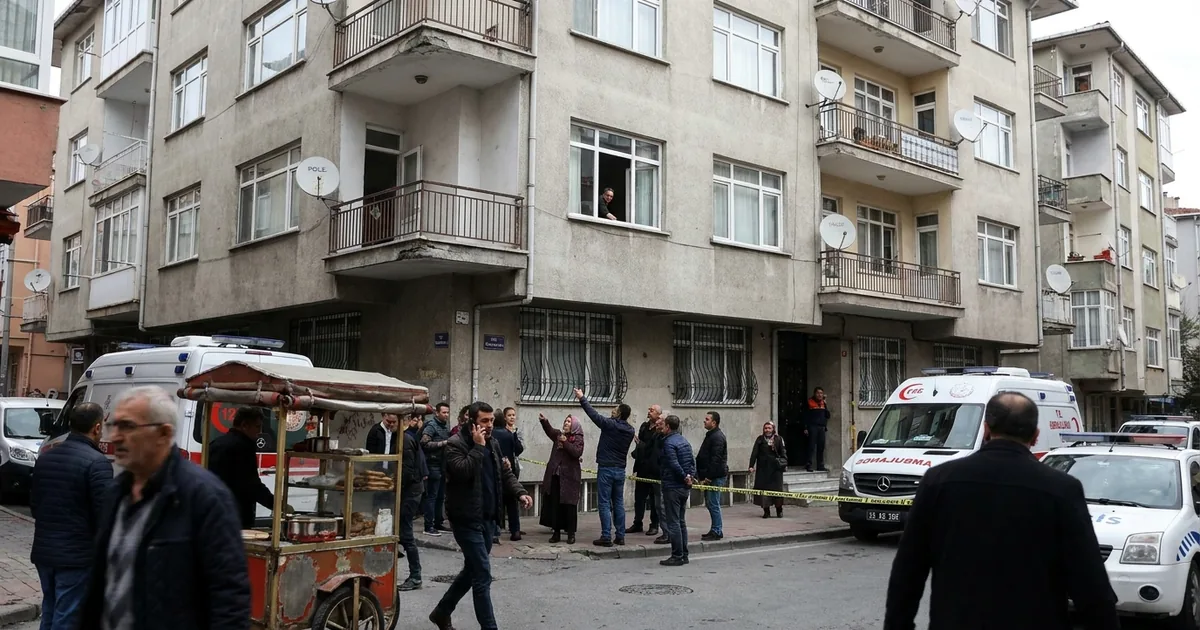 Sevgilisinin eski kocasından kaçarken hayatını kaybetti