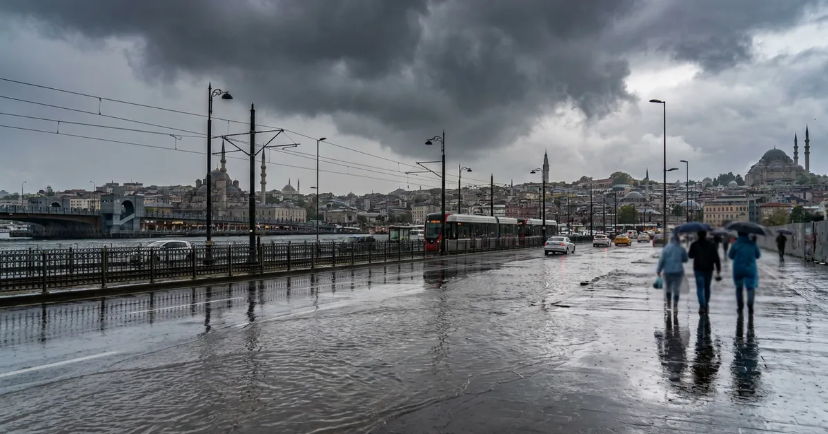 AKOM duyurdu: İstanbul'da akşam saatlerinde fırtına çıkacak - Son Bir Dakika