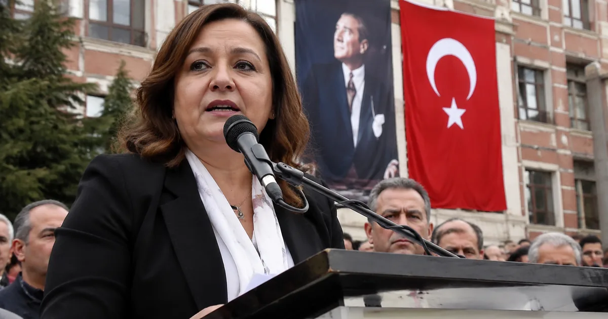 Burcu Köksal'dan Özgür Özel'e şok suçlama: Beni affetmeyecekti