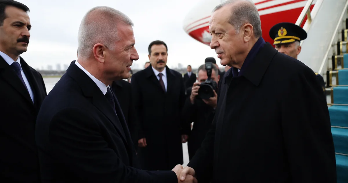 İstanbul Valisi Gül, Erdoğan'ı Havalimanında Karşıladı