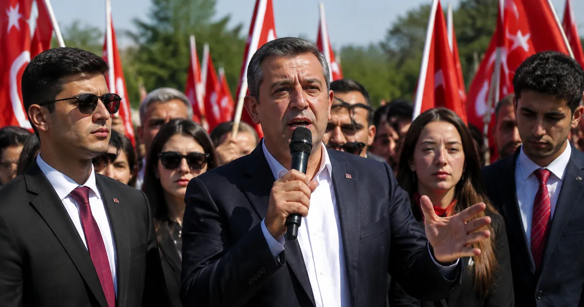 CHP'de yaprak dökümü sürecek mi? Özel'den flaş yorum!