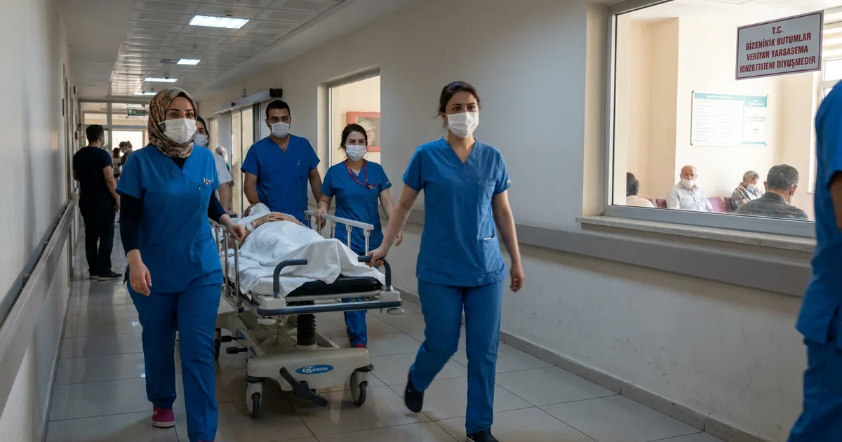 Bursa’da navigasyon yanlış yönlendirdi: Otomobil dereye uçtu - Son Bir Dakika