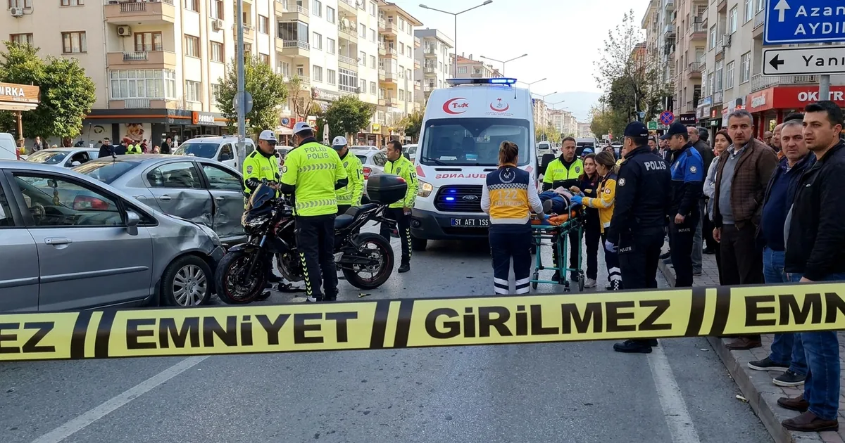 Söke'de zincirleme trafik kazası: 1 kişi hayatını kaybetti