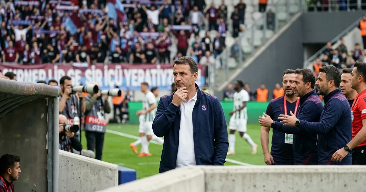 Trabzonspor yönetimi Fatih Tekke'nin istifasını reddetti