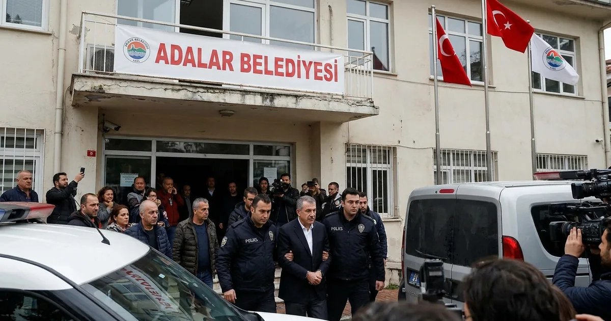 Adalar Belediyesi’ne yolsuzluk operasyonu