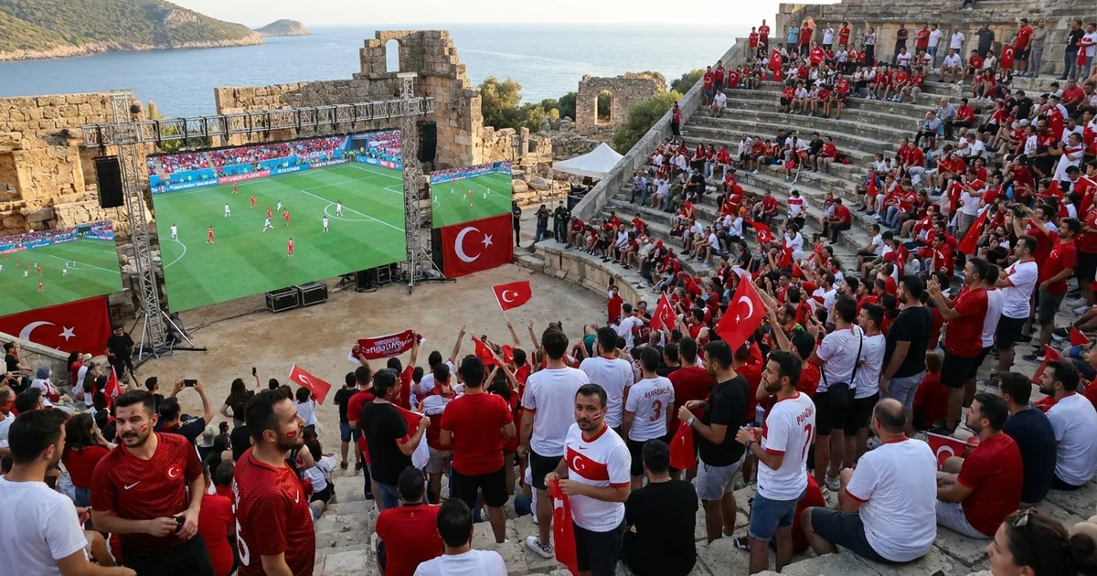 Kaş'taki 2 Bin Yıllık Tiyatroda Milli Maç Heyecanı Yaşandı - Son Bir Dakika