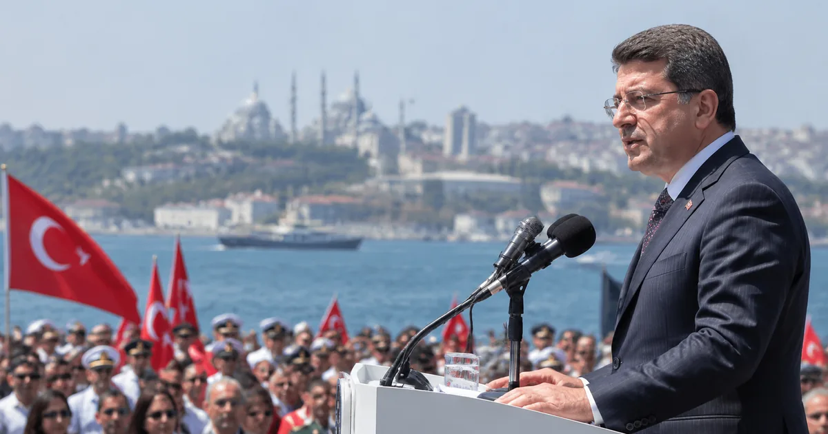 Gürlek'ten 19 Mayıs mesajı: Şehitleri rahmetle anıyoruz