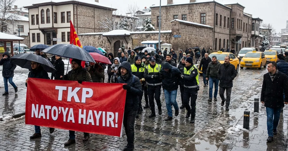 Ankara'da NATO Protestosuna 139 Gözaltı: TKP'den Açıklama