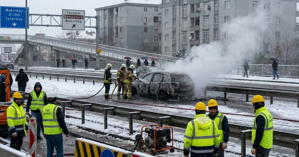 Bakırköy D-100 Karayolu'nda otomobil alevlere teslim oldu - Son Bir Dakika