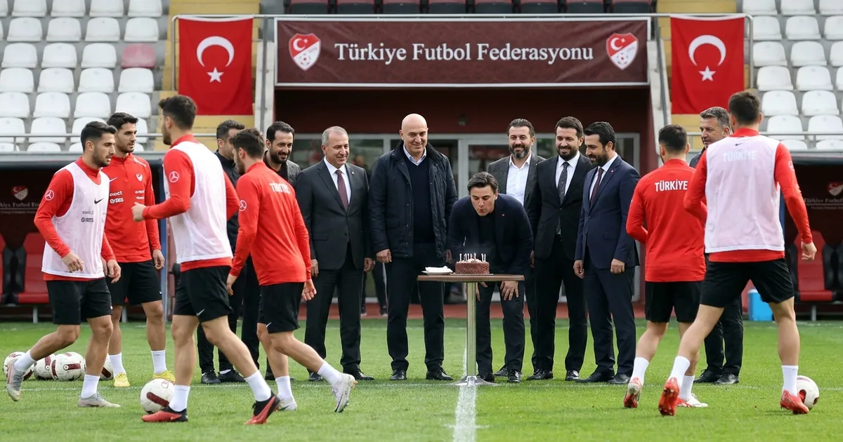 A Milli Takım, Paraguay Maçı İçin Son Hazırlığını Yaptı - Son Bir Dakika