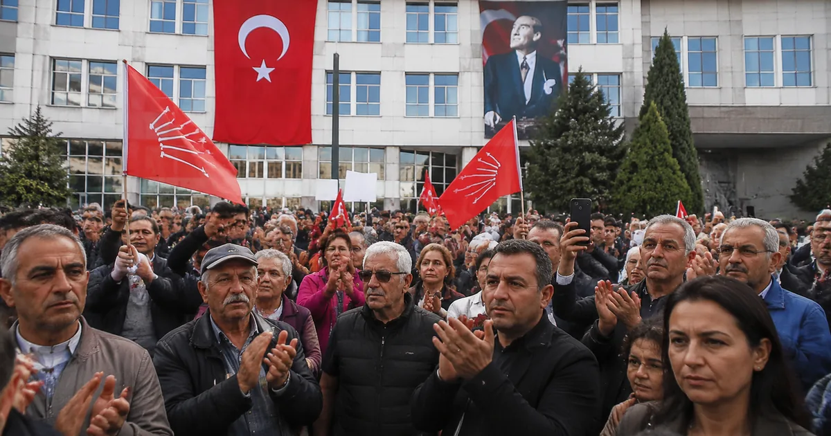 CHP'li Afyon Belediye Başkanı Köksal, AK Parti'ye geçti - Son Bir Dakika