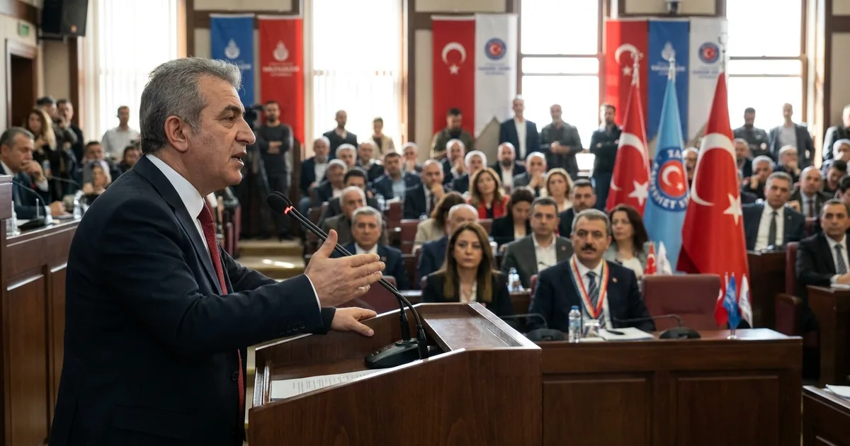 Eğitim-İş Başkanı Özbay: Hukuk devleti niteliği iflas etmiştir