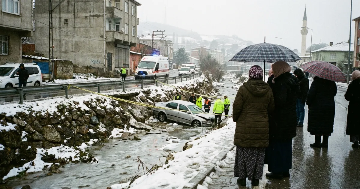 Navigasyon yanılttı, otomobil dereye uçtu: 1 yaralı - Son Bir Dakika