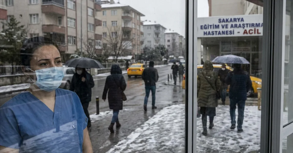 Sakarya'da kimyasal sızıntı: 2 kişi hastaneye kaldırıldı - Son Bir Dakika